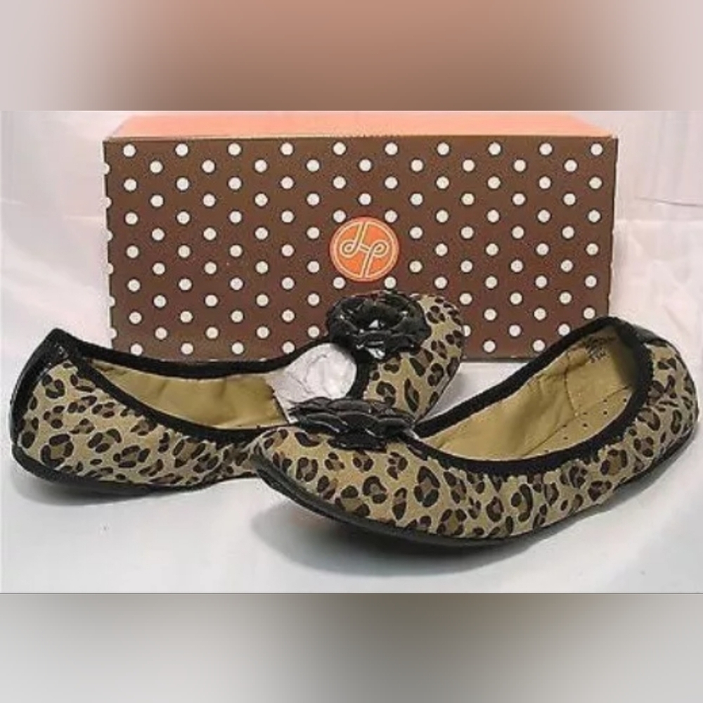 Lindsay Phillips Flats 9.5 Rare